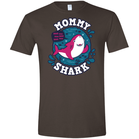 T-Shirts Dark Chocolate / S Shark Family trazo - Mommy Men's Semi-Fitted Softstyle