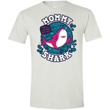 T-Shirts White / X-Small Shark Family trazo - Mommy Men's Semi-Fitted Softstyle