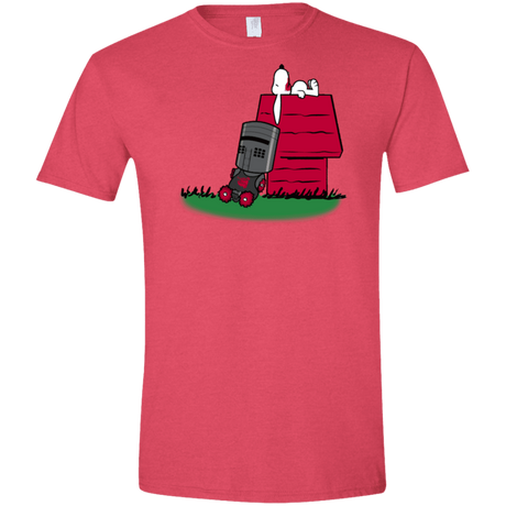 T-Shirts Heather Red / S SNOOPYTHON Men's Semi-Fitted Softstyle