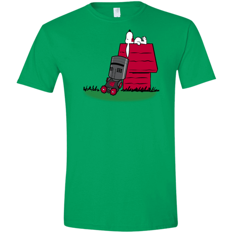 T-Shirts Irish Green / S SNOOPYTHON Men's Semi-Fitted Softstyle