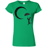 T-Shirts Irish Green / S Starry Penquin Junior Slimmer-Fit T-Shirt