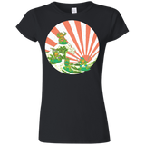 T-Shirts Black / S The Great Wave Off Cowabunga Junior Slimmer-Fit T-Shirt