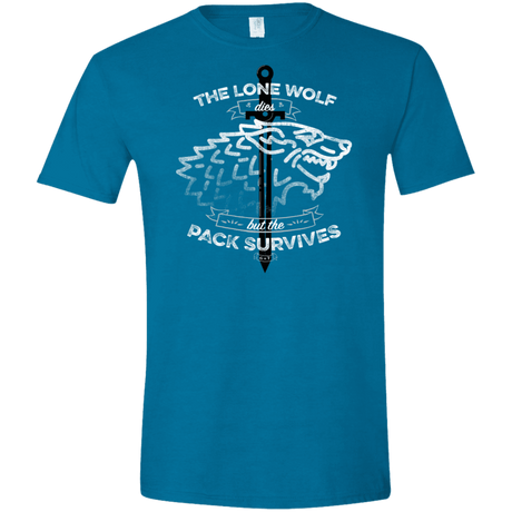T-Shirts Antique Sapphire / S The Lone Wolf Men's Semi-Fitted Softstyle