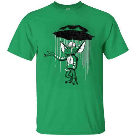 T-Shirts Irish Green / Small Umbrella Banksy T-Shirt