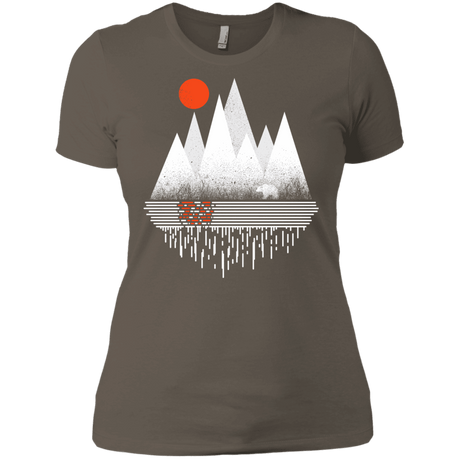 T-Shirts Warm Grey / X-Small Wild Bear Women's Premium T-Shirt