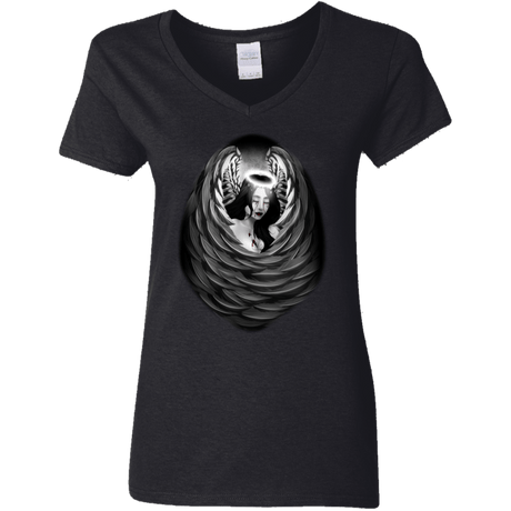 T-Shirts Black / S Wild Women's V-Neck T-Shirt