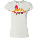 T-Shirts White / S Wolflands Junior Slimmer-Fit T-Shirt