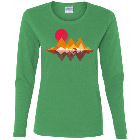 T-Shirts Irish Green / S Wolflands Women's Long Sleeve T-Shirt