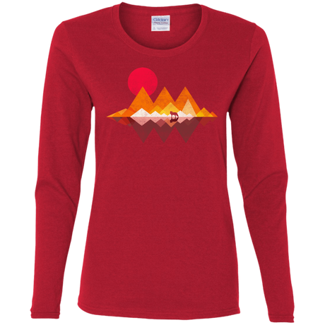T-Shirts Red / S Wolflands Women's Long Sleeve T-Shirt